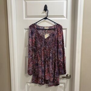 ✨NWT~Melloday Tunic✨